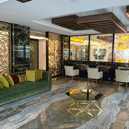 Aparthotel Alara Park